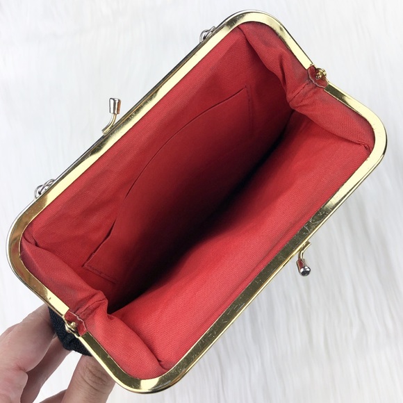 Vintage Embroidered Hand Bag - Picture 6 of 6